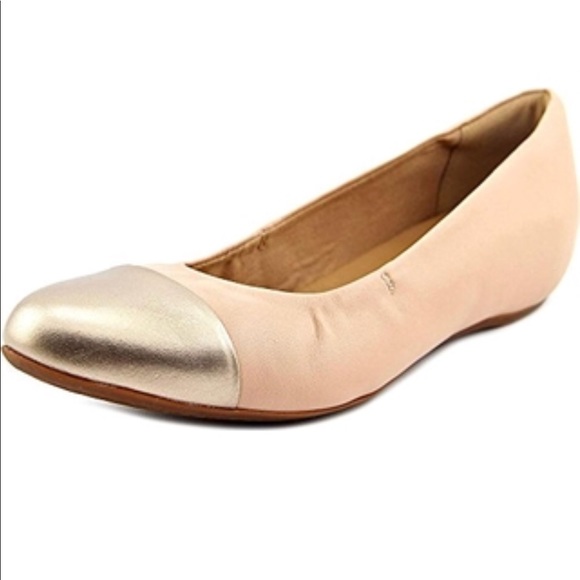 clarks nude flats